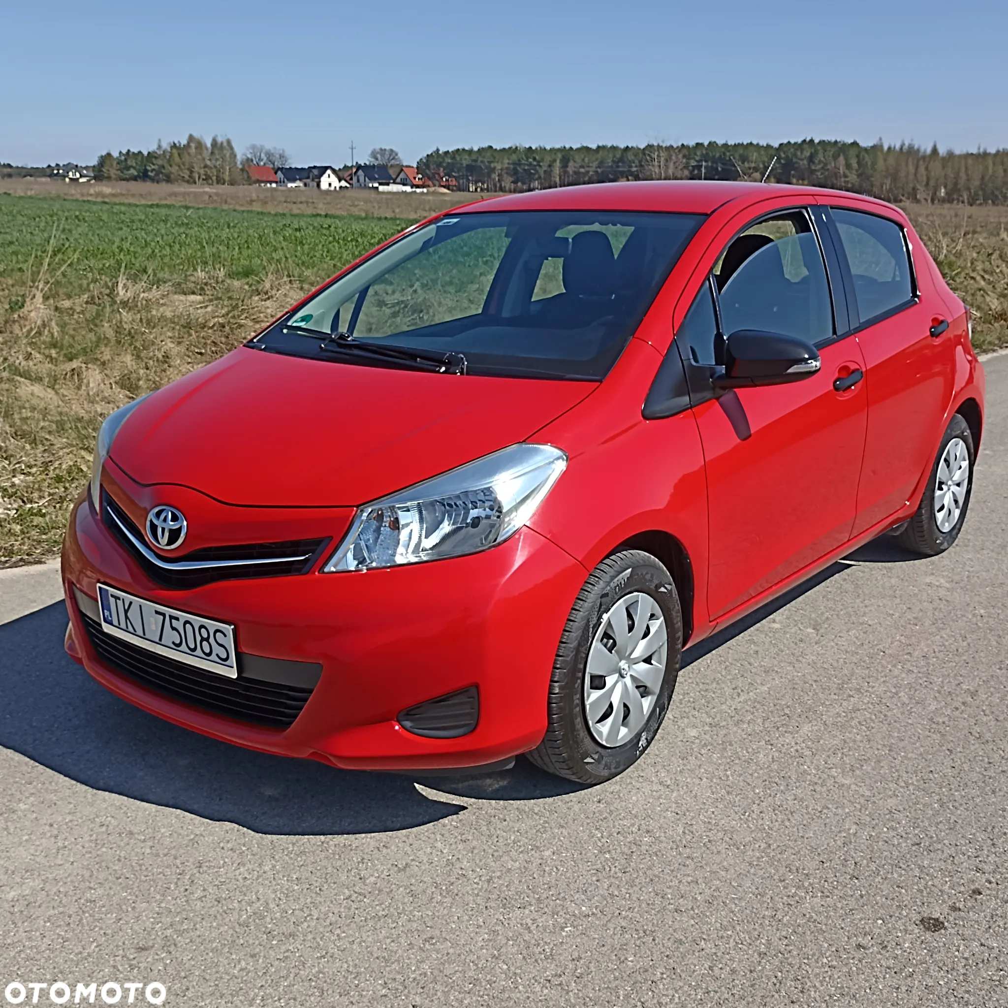Toyota Yaris 1.0 Premium - 26