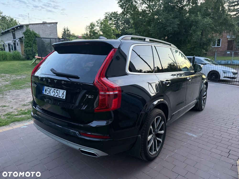 Volvo XC 90 - 1