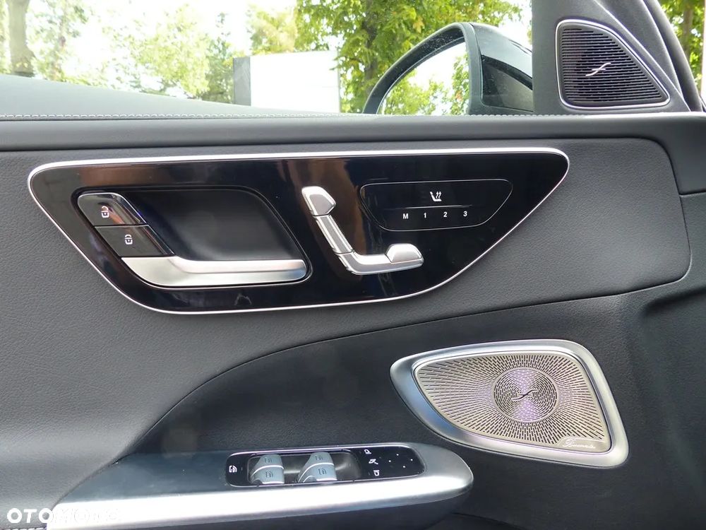 Mercedes-Benz Klasa C - 16