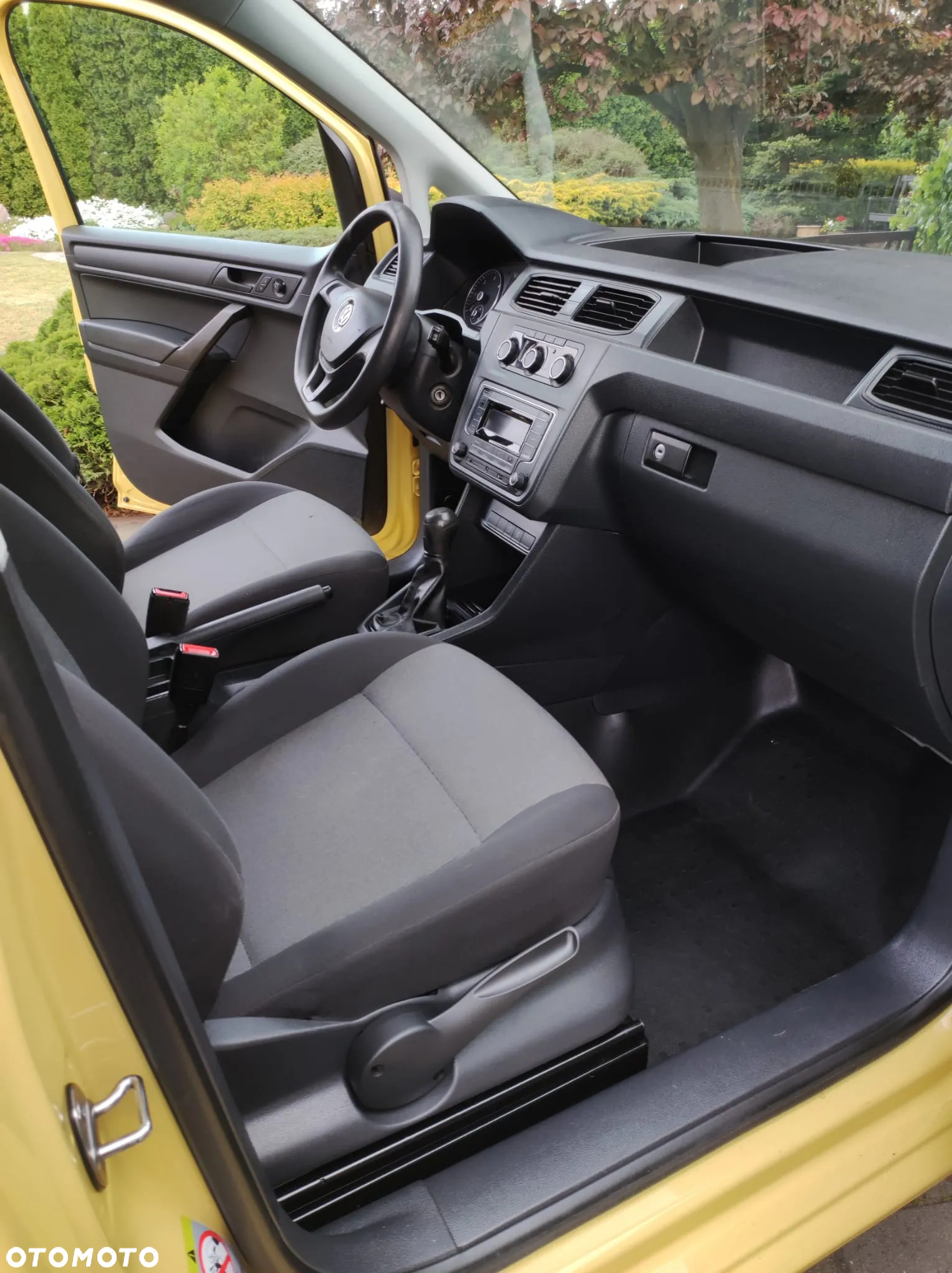 Volkswagen Caddy Maxi - 21