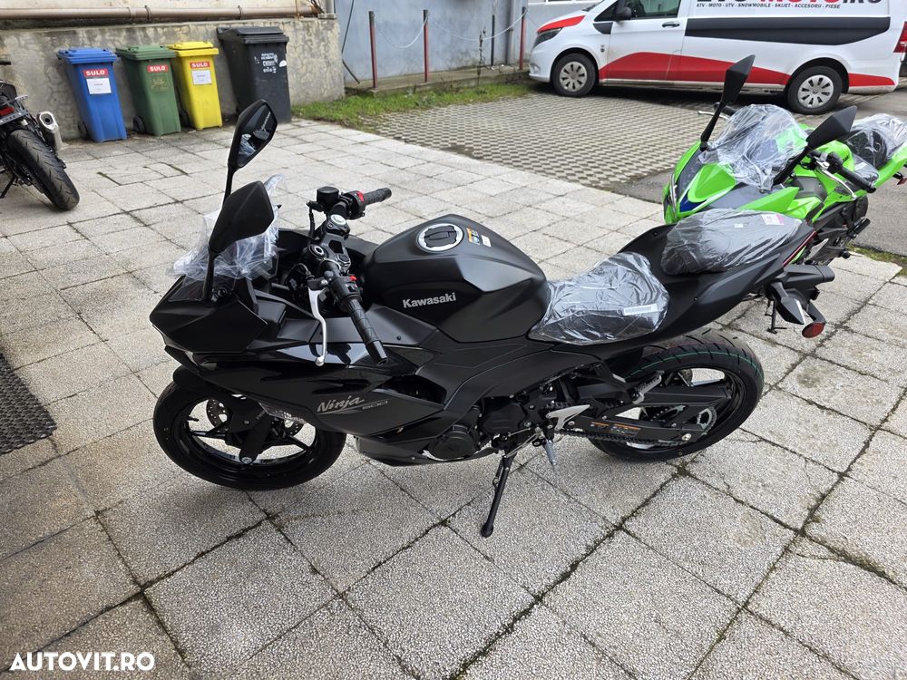 Kawasaki Ninja 500 - 4