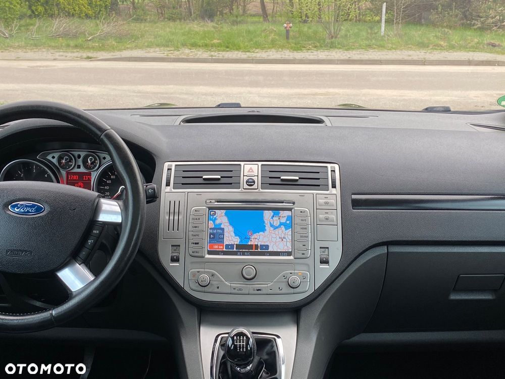 Ford Kuga 2.0 TDCi Titanium - 17