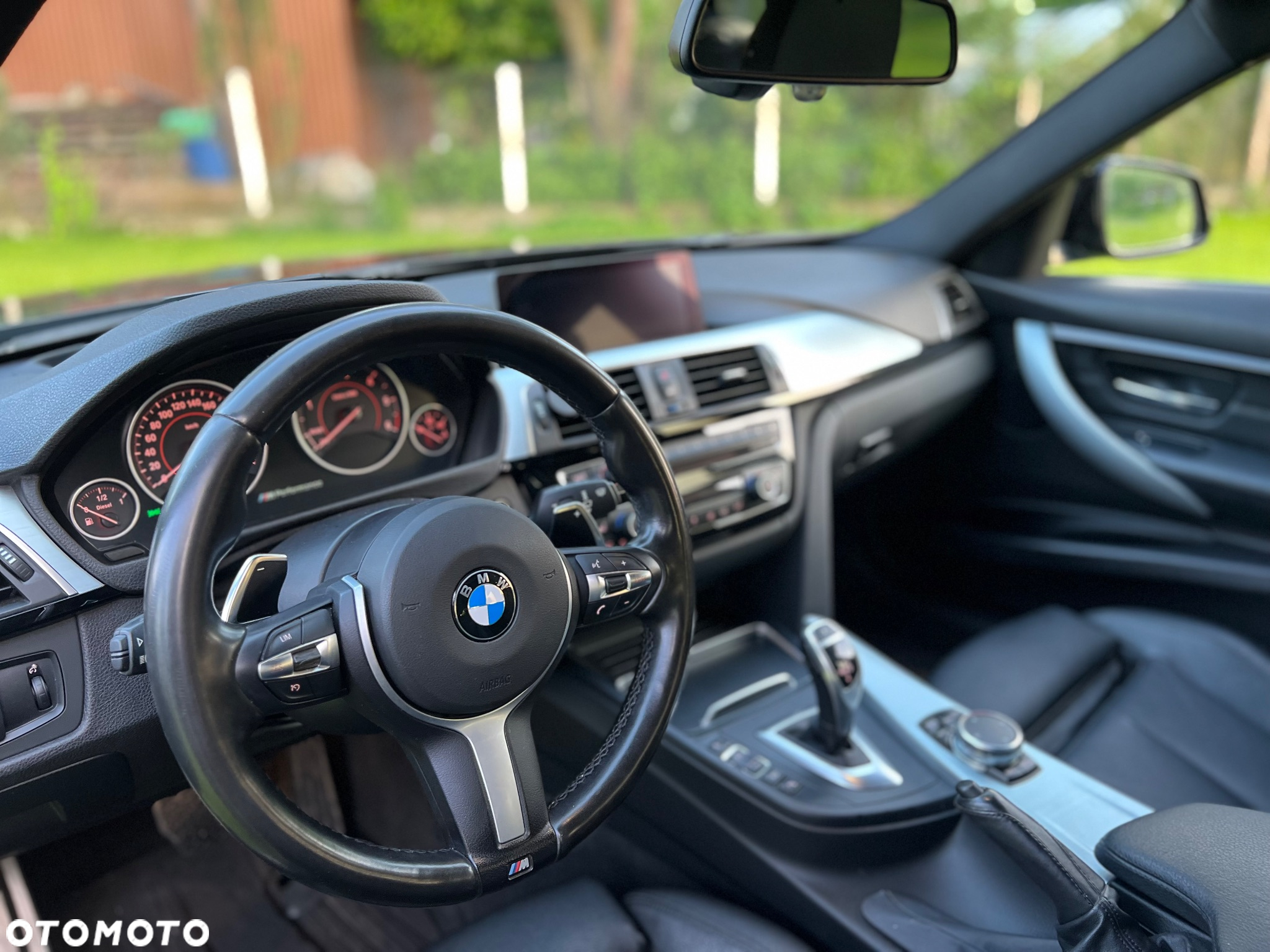 BMW Seria 3 320d Touring xDrive - 5