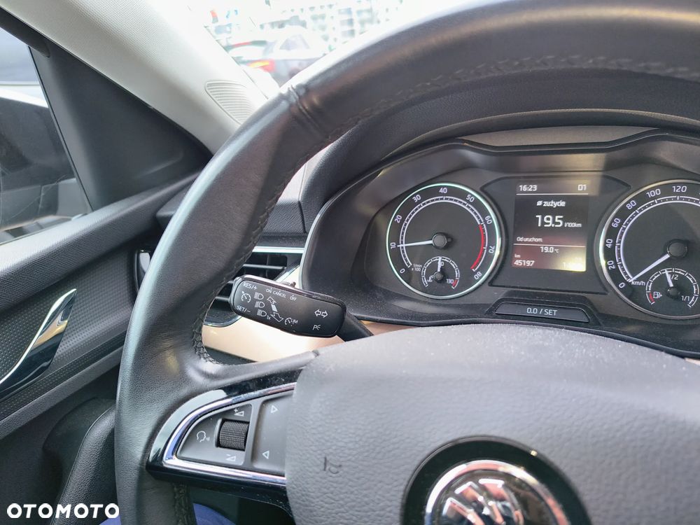 Skoda Scala 1.0 TSI Style DSG - 35