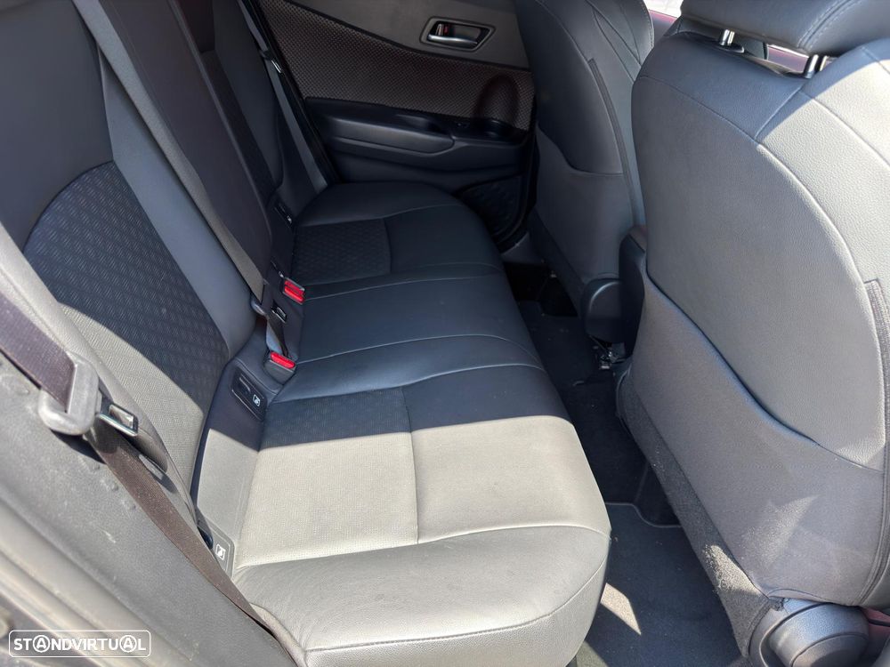 Toyota C-HR 1.8 Hybrid Exclusive - 25