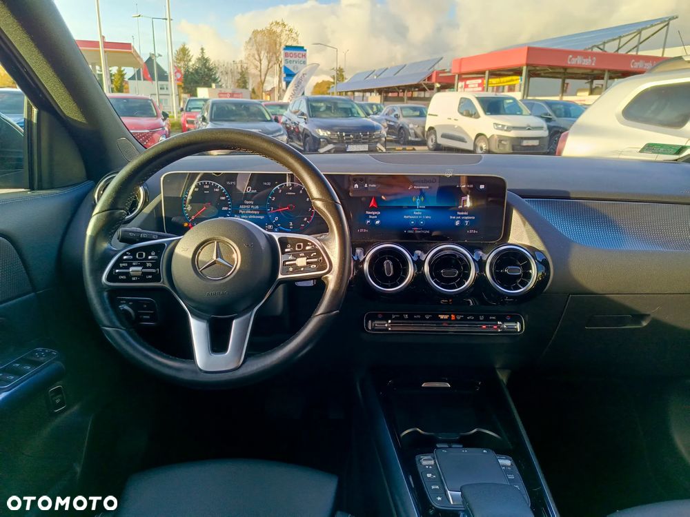 Mercedes-Benz GLA 200 Style - 12
