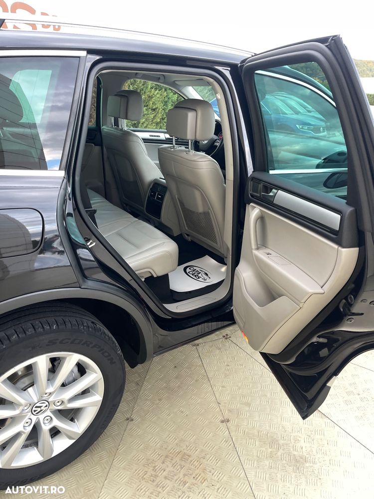 Volkswagen Touareg 3.0 V6 TDI BMT - 23