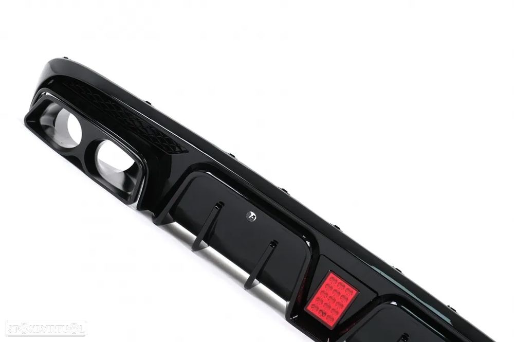 Difusor com Ponteiras Mercedes C W205 SW205 (2014 a 2020) - 5