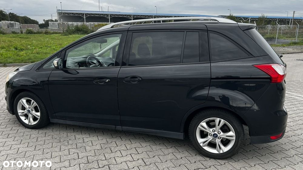 Ford Grand C-MAX - 39
