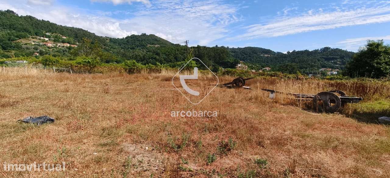 Casa para Recuperar com 7.500 m2 de Terreno – Távora (São Vicente) - Grande imagem: 5/21