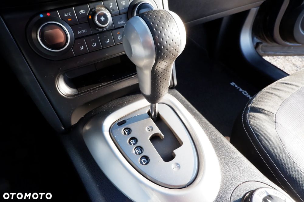 Nissan Qashqai+2 2.0 dCi 4x4 Tekna EU5 - 22