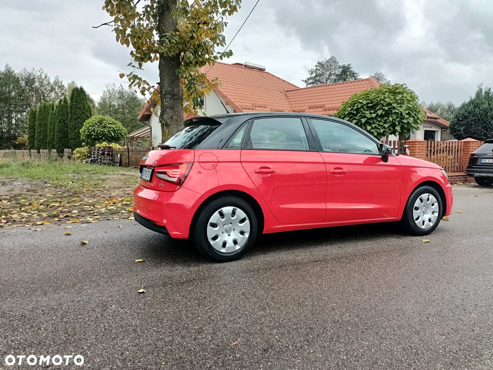 Audi A1 3-drzwiowe 1.4 TFSI sport - 1
