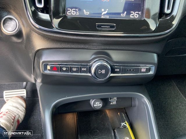 Volvo XC 40 T4 Geartronic R-Design - 25