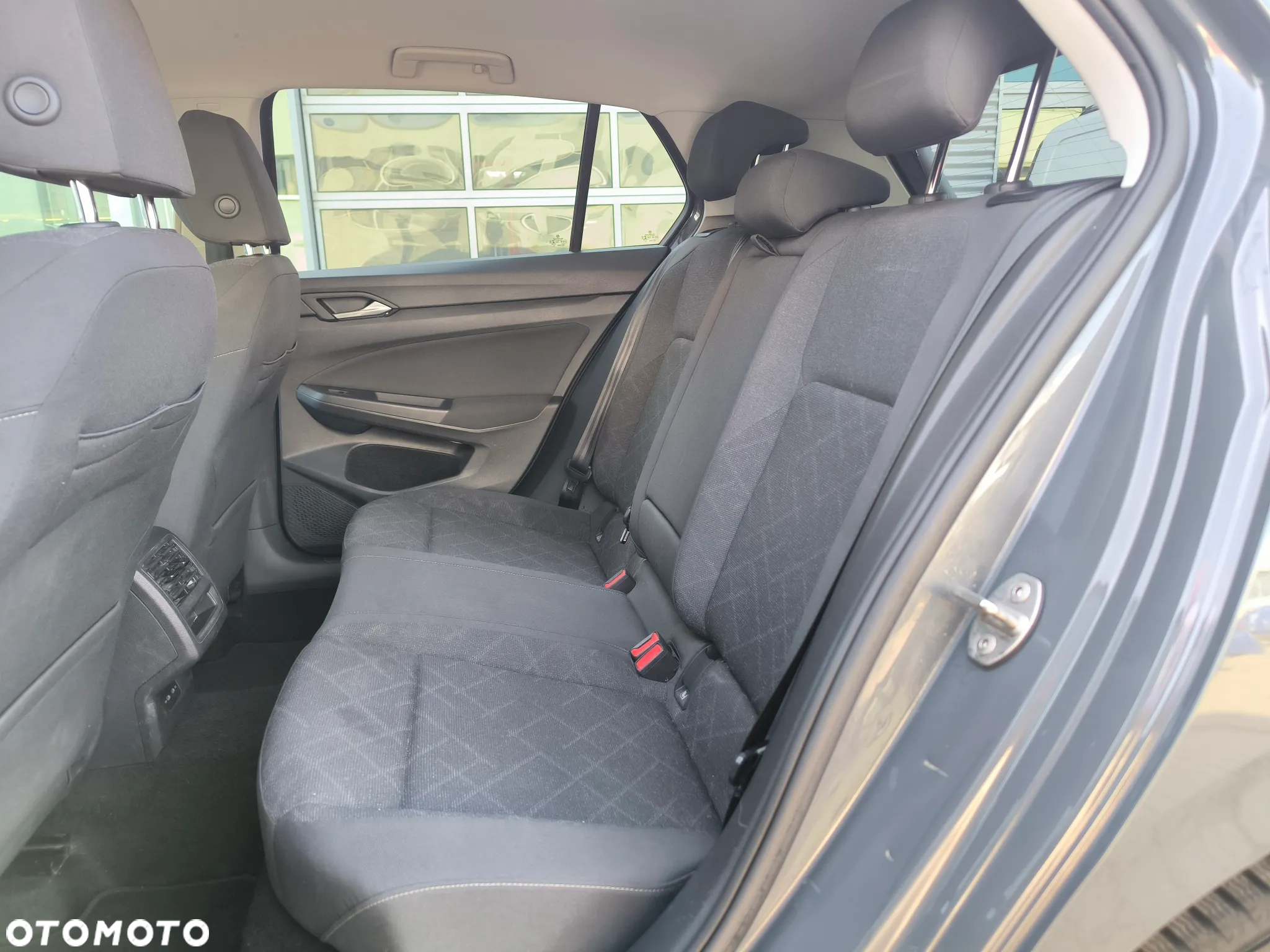Volkswagen Golf VIII 1.5 TSI EVO Life - 7