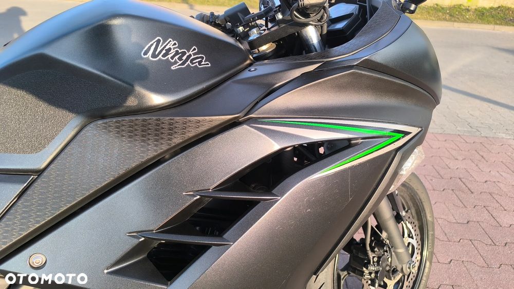 Kawasaki Ninja 300 ABS - 6