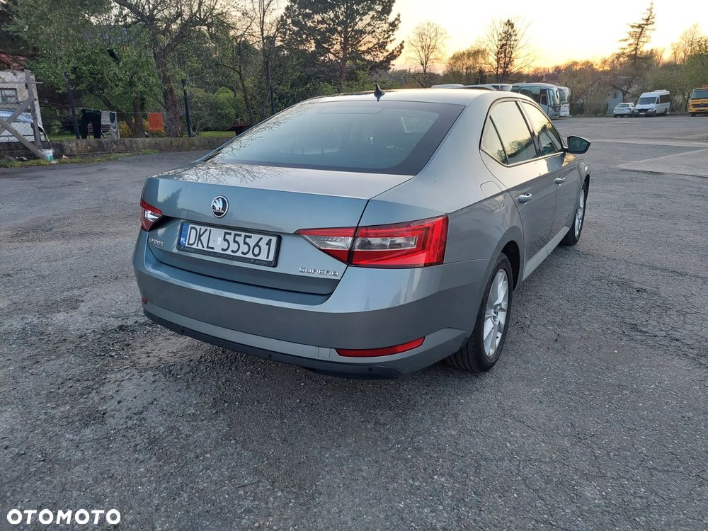 Skoda Superb 1.6 TDI Active - 4