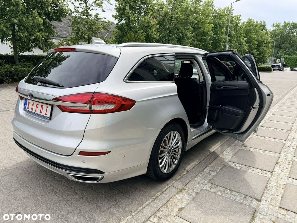 Ford Mondeo - 17