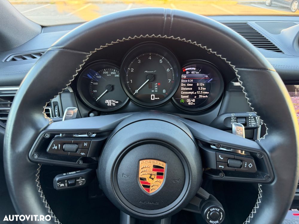 Porsche Macan T - 1