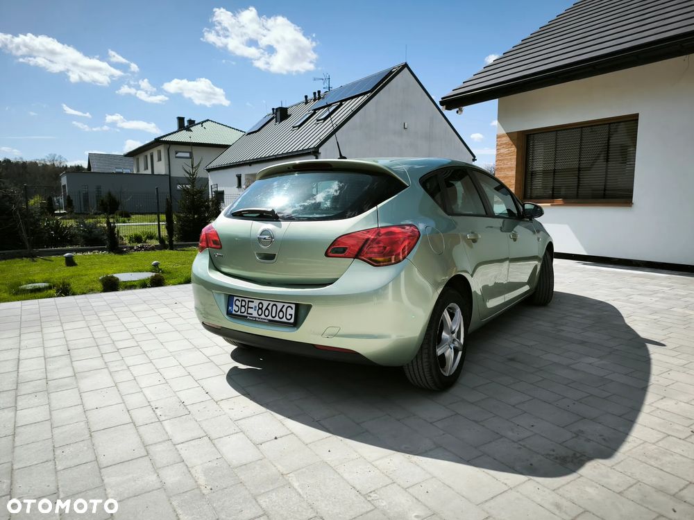 Opel Astra - 6