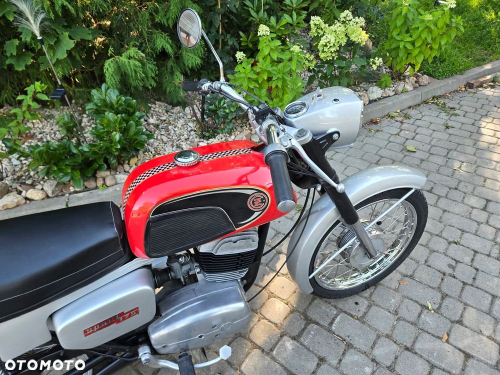CZ Inny - 11