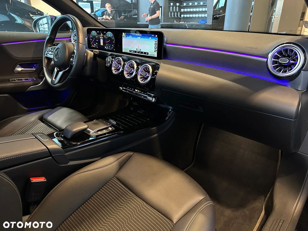 Mercedes-Benz Klasa A 250 Style 7G-DCT - 14
