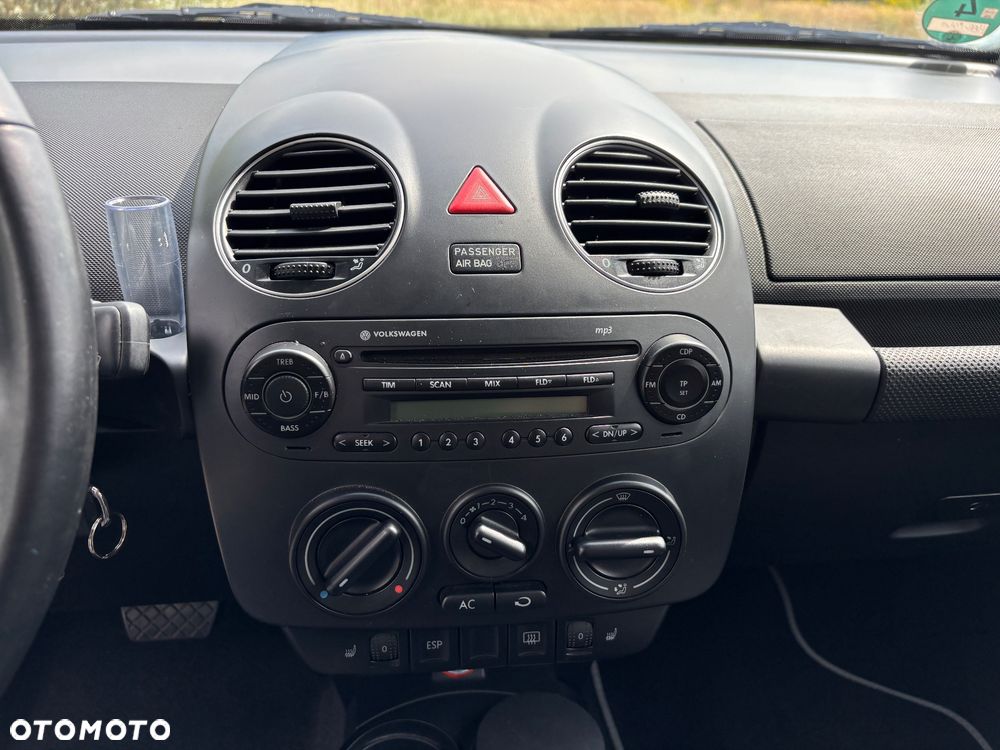 Volkswagen New Beetle 1.6 Automatik United - 13