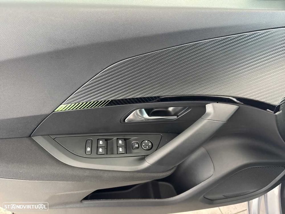 Peugeot e-2008 54 kWh Active - 14