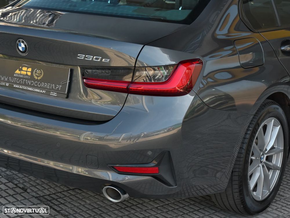 BMW 330 e Auto - 25