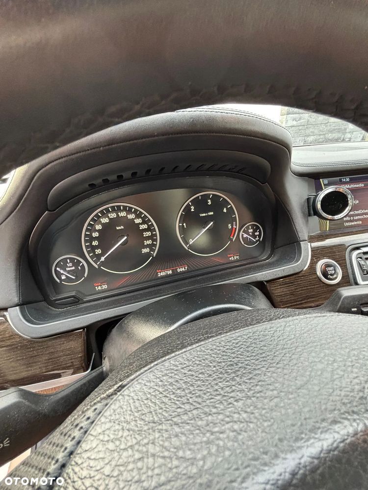 BMW Seria 7 740d xDrive - 19