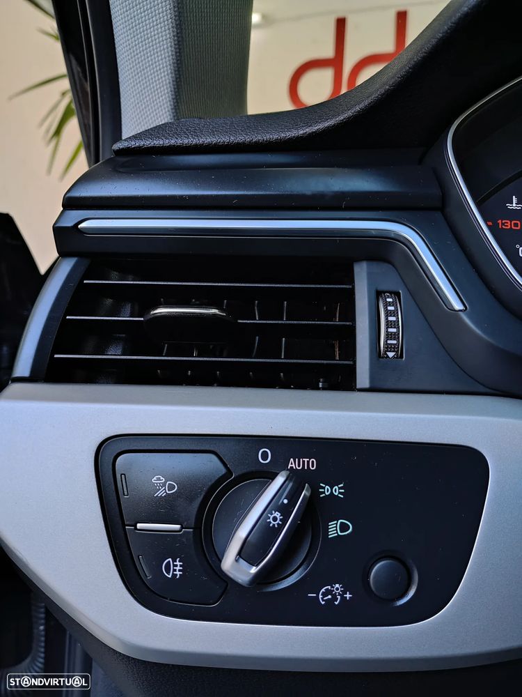 Audi A4 Avant 35 TDI S tronic design - 46