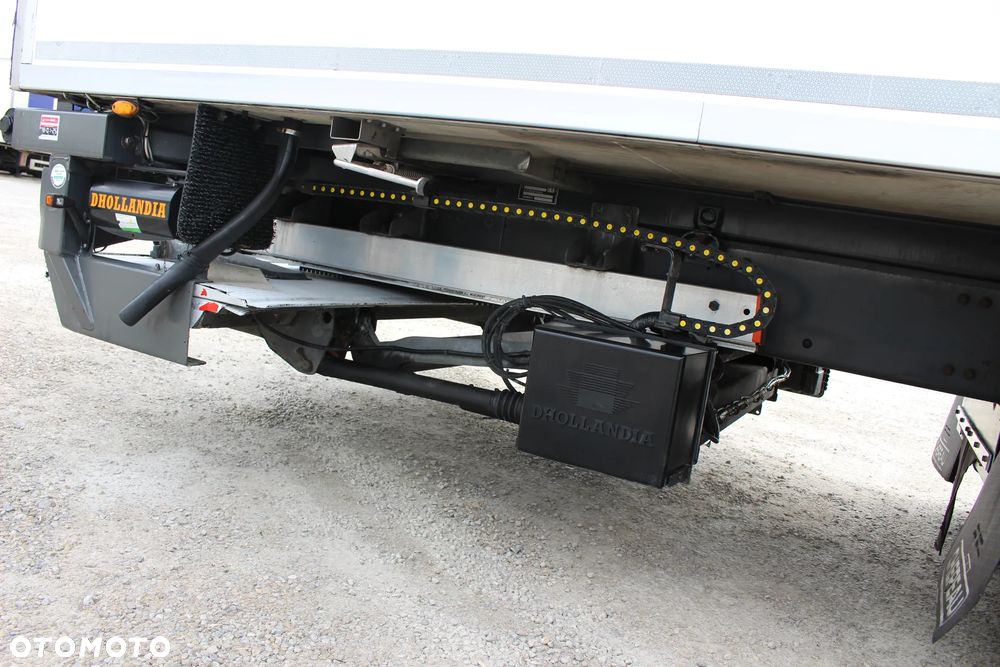 Renault D320 CHŁODNIA/*CARRIER* 1150mt /CHEREAU/TYLNE DRZWI / KAB.SYPIALNA/ EURO 6/*SERWIS FR*/ SUPER STAN - 21