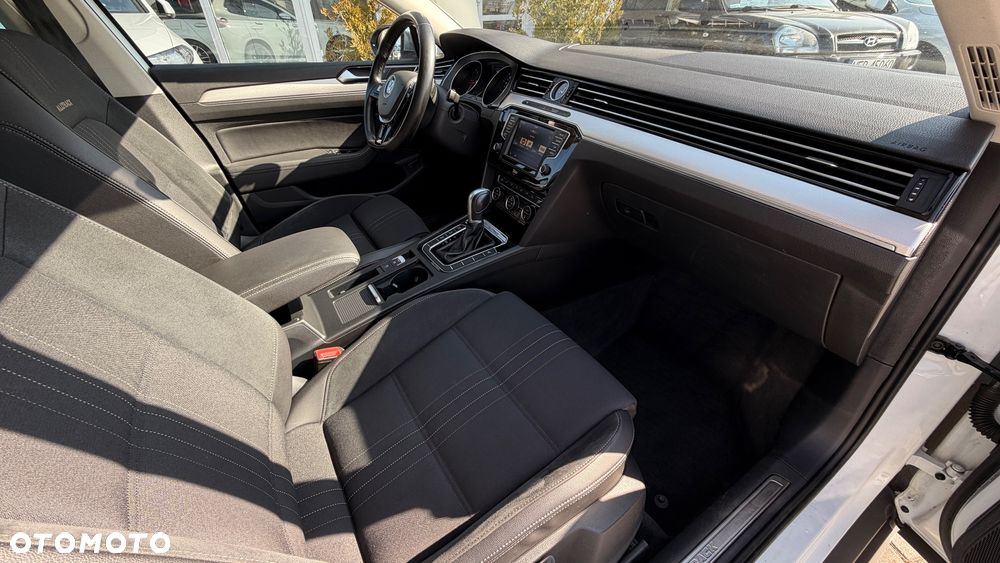 Volkswagen Passat Alltrack 2.0 TDI SCR 4Motion DSG - 10