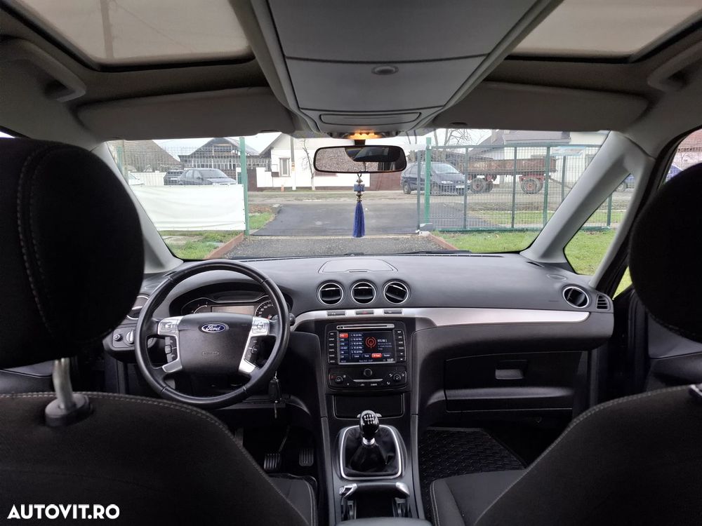 Ford Galaxy 2.0 TDCi Ghia - 7