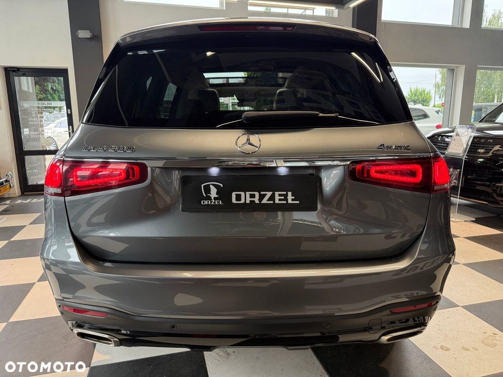 Mercedes-Benz GLS - 7