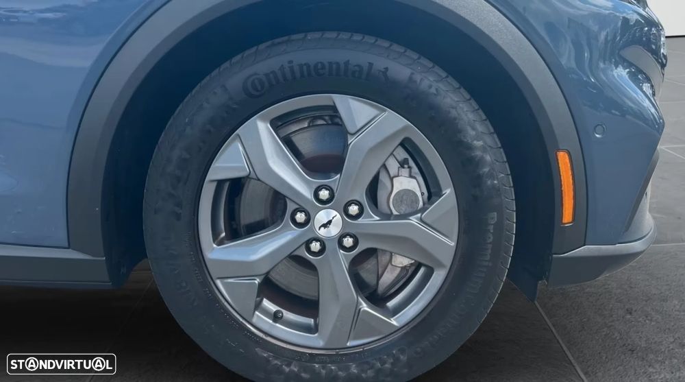 Ford Mustang Mach-E 75.7 kWh Base - 12