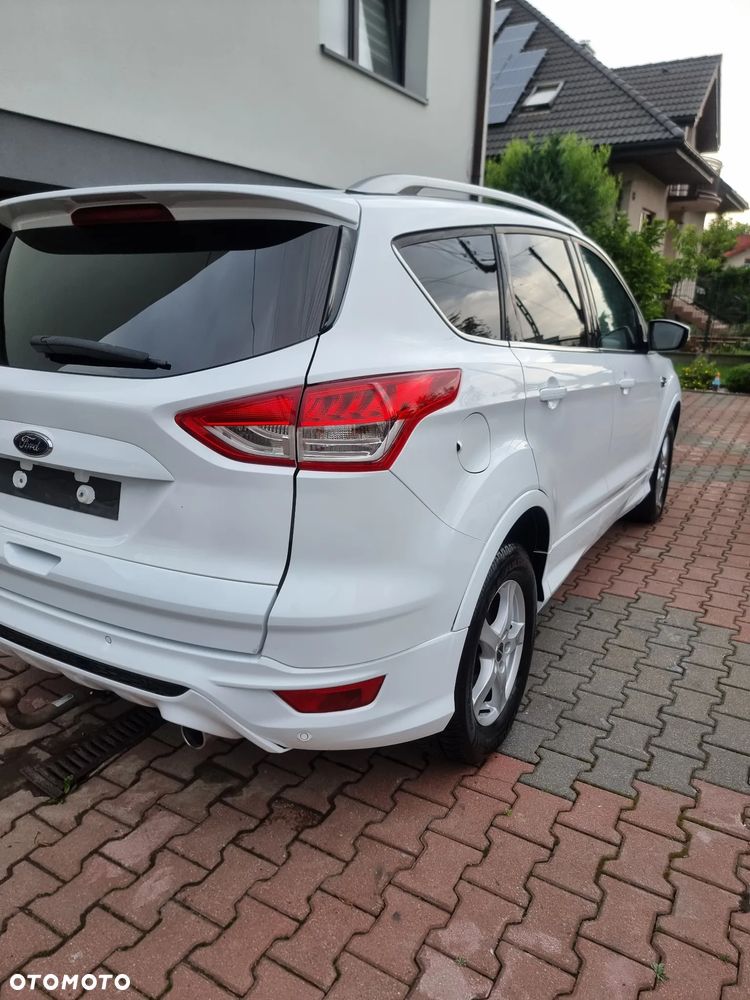 Ford Kuga 2.0 TDCi 4x4 Titanium - 5