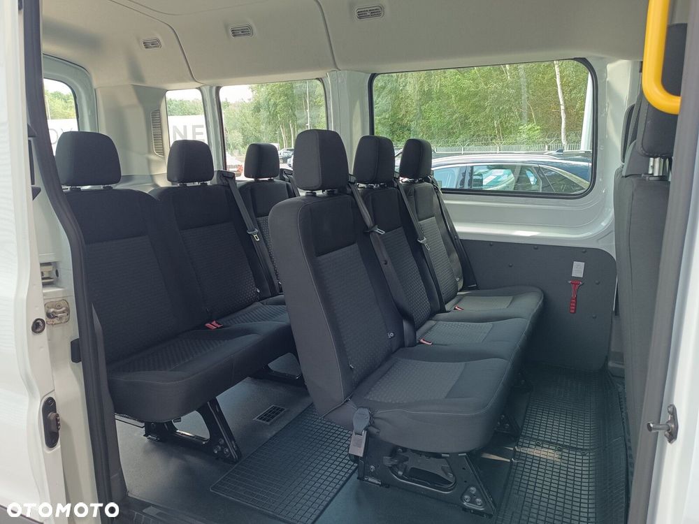 Ford Transit - 28