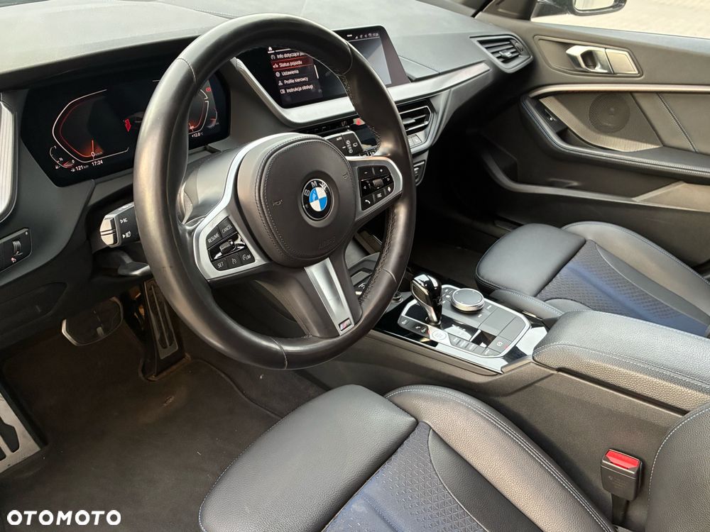 BMW Seria 1 118i M Sport - 9