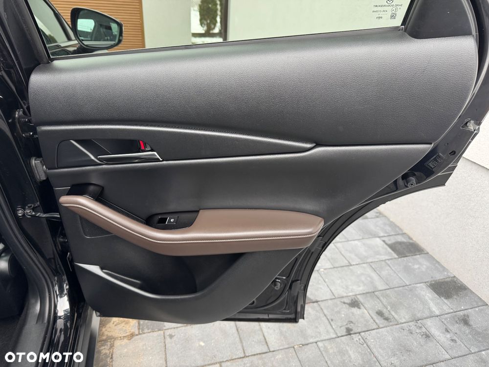 Mazda CX-30 2.0 mHEV Hikari 2WD - 23