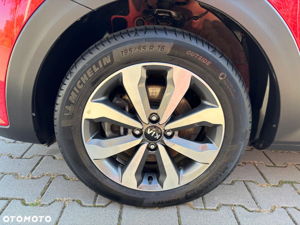 Kia Stonic 1.2 L Business Line - 31