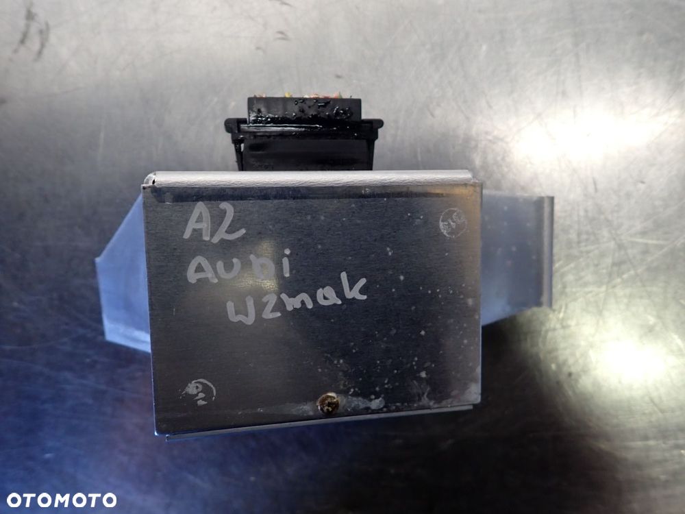 WZMACNIACZ AUDI A2 7607792080 - 3