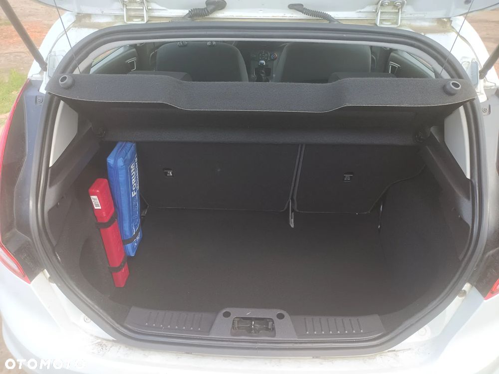 Ford Fiesta 1.25 Titanium EU5 - 17