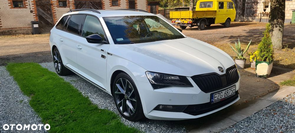 Skoda Superb 2016 photo 2