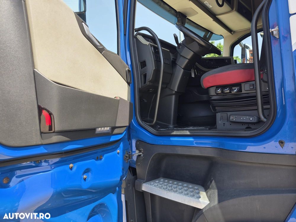 Volvo FH500, euro 6, 2020, 506.819km, cutie automata, 2 rezervoare TOTAL 1.015l, frigider, Aer cond stationare, anv BALON punte fata 90% ok, spoilere cabina, motor 12,7l, rulat doar in GERMANIA, posibilitate leasing 4 ani, PROMOTIE 47.900 EUR+Tva - 29