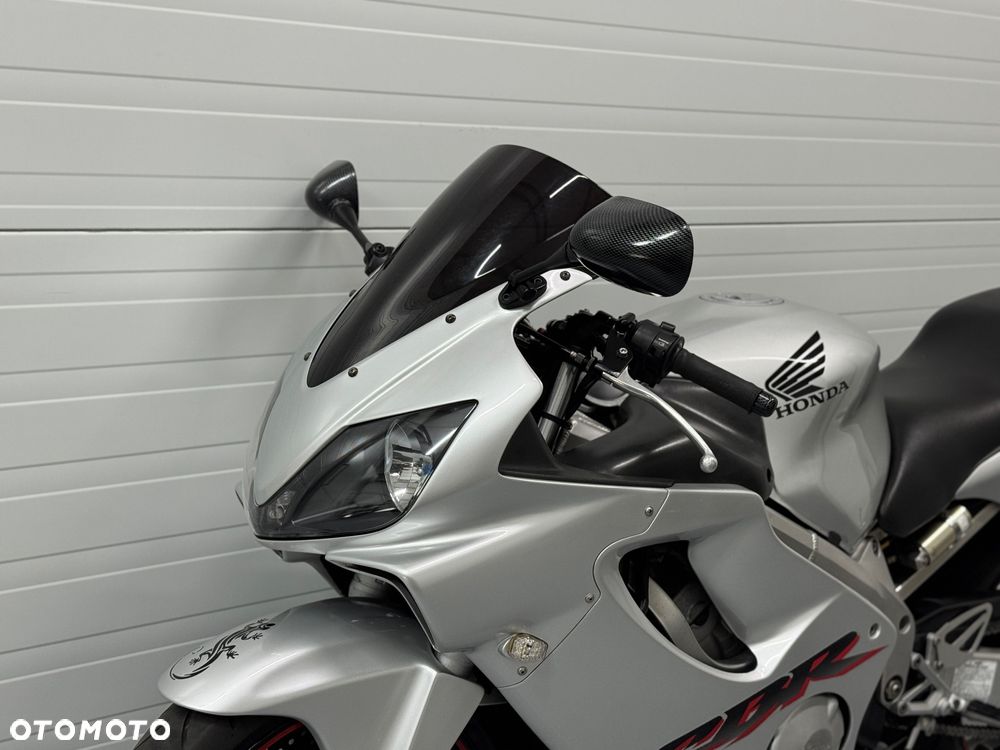 Honda CBR - 16