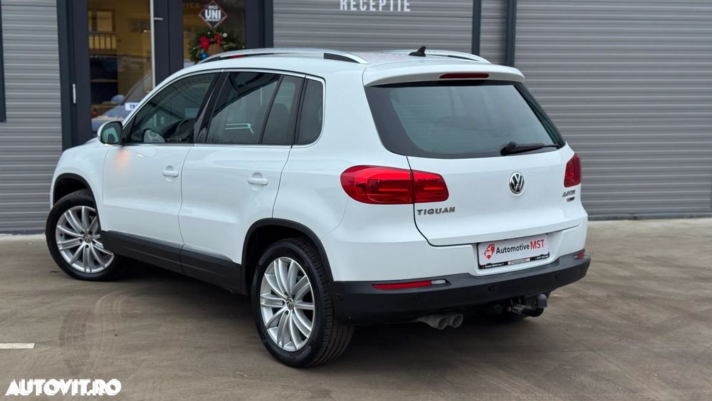 Volkswagen Tiguan 2.0 TDI SCR 4MOTION BlueMotion Technology DSG Sport & Style - 5