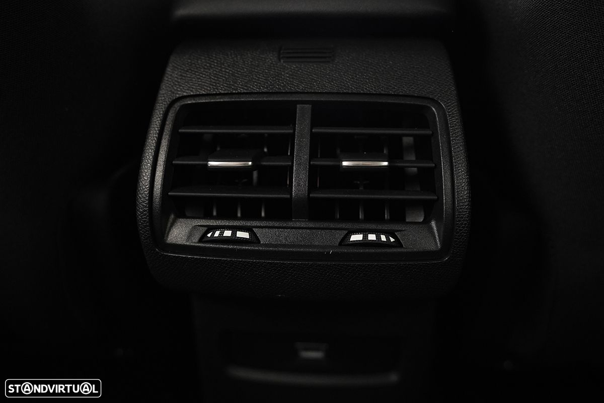 Citroën C4 1.2 PureTech Plus - 23