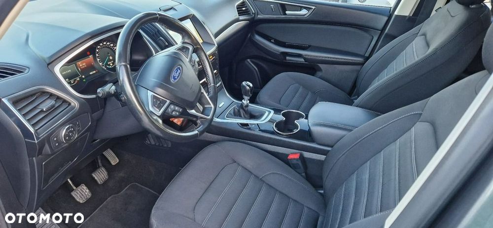Ford Galaxy - 19