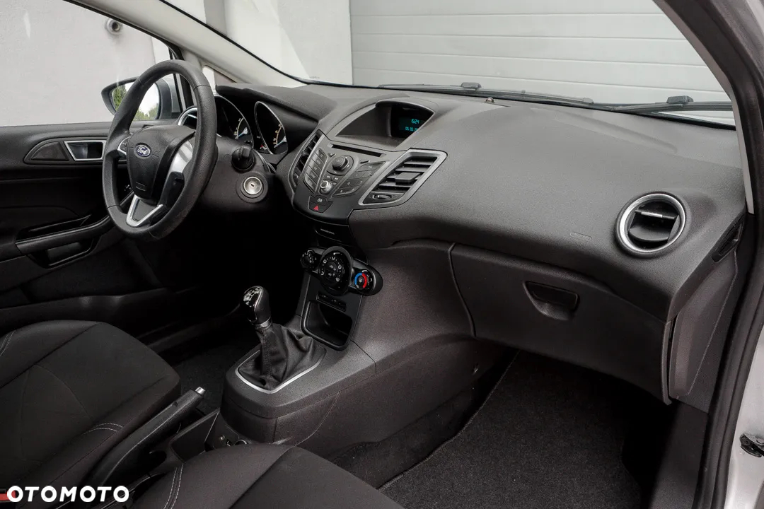 Ford Fiesta 1.25 Silver X - 27