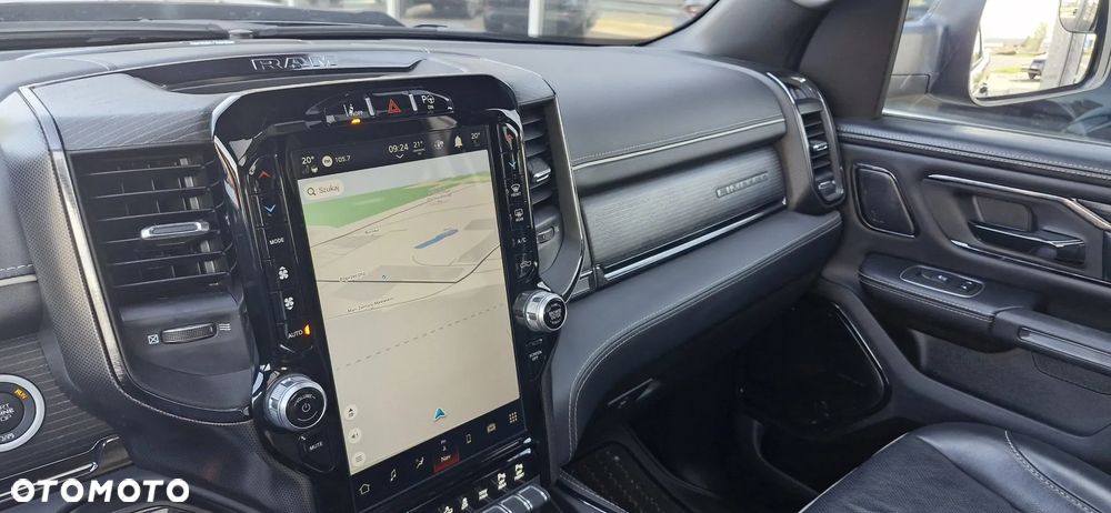 RAM 1500 Crew Cab Limited - 11